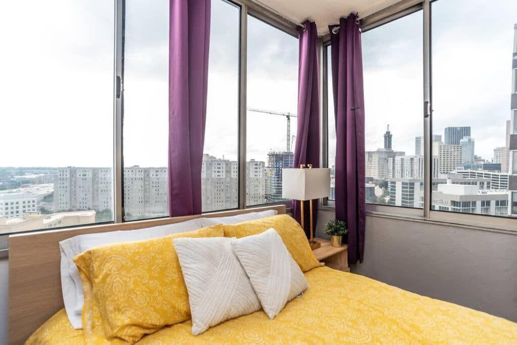 Downtown Atlanta Excellent View! Onsite Parking 1904 Villa Exterior photo